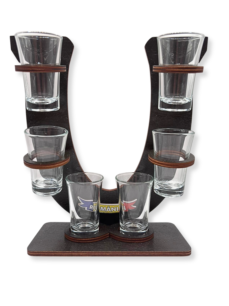 set 6 pahare pentru tarie pe suport din lemn in forma de potcoava, decor Romania