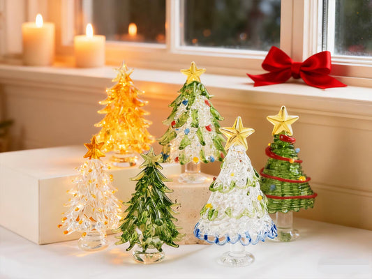 Brad de Crăciun Handmade din Sticlă – Ornament Miniatural Elegant, Decor de Sărbători și Cadou Unic