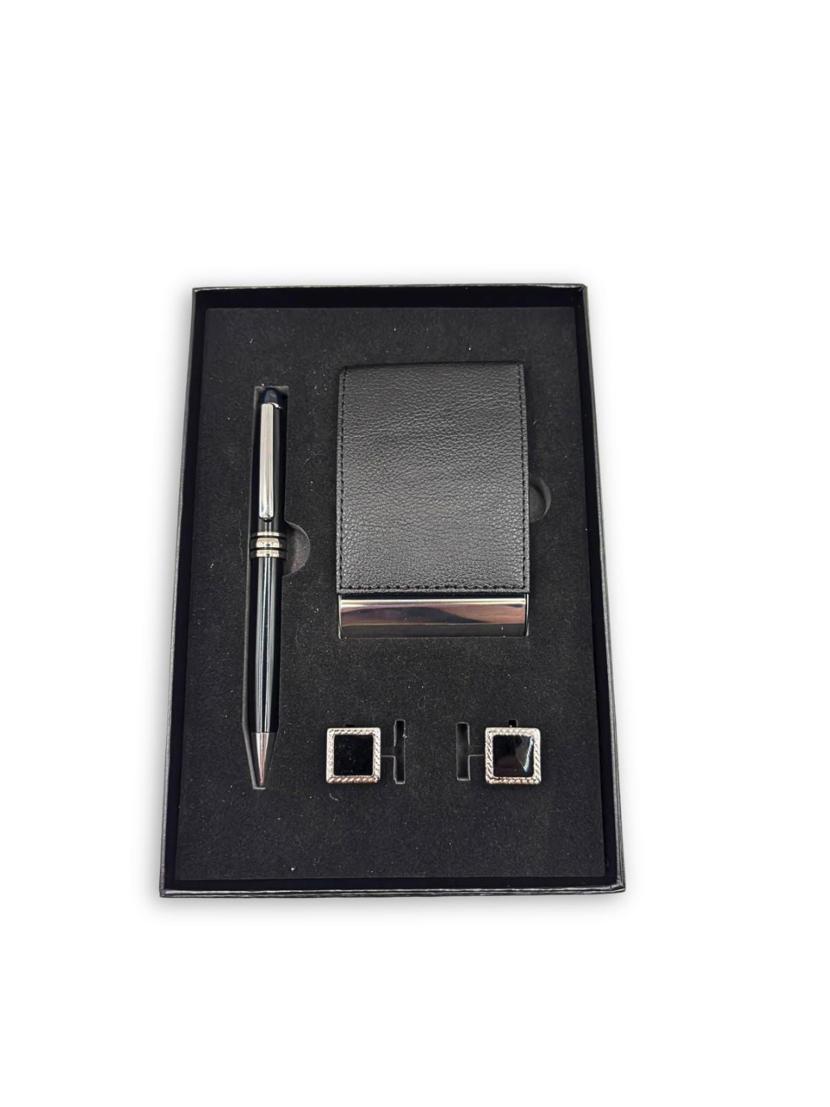 Set cadou pentru barbati cu pix metalic, suport pentru carti de vizita si butoni eleganti, prezentat intr-o cutie neagra.