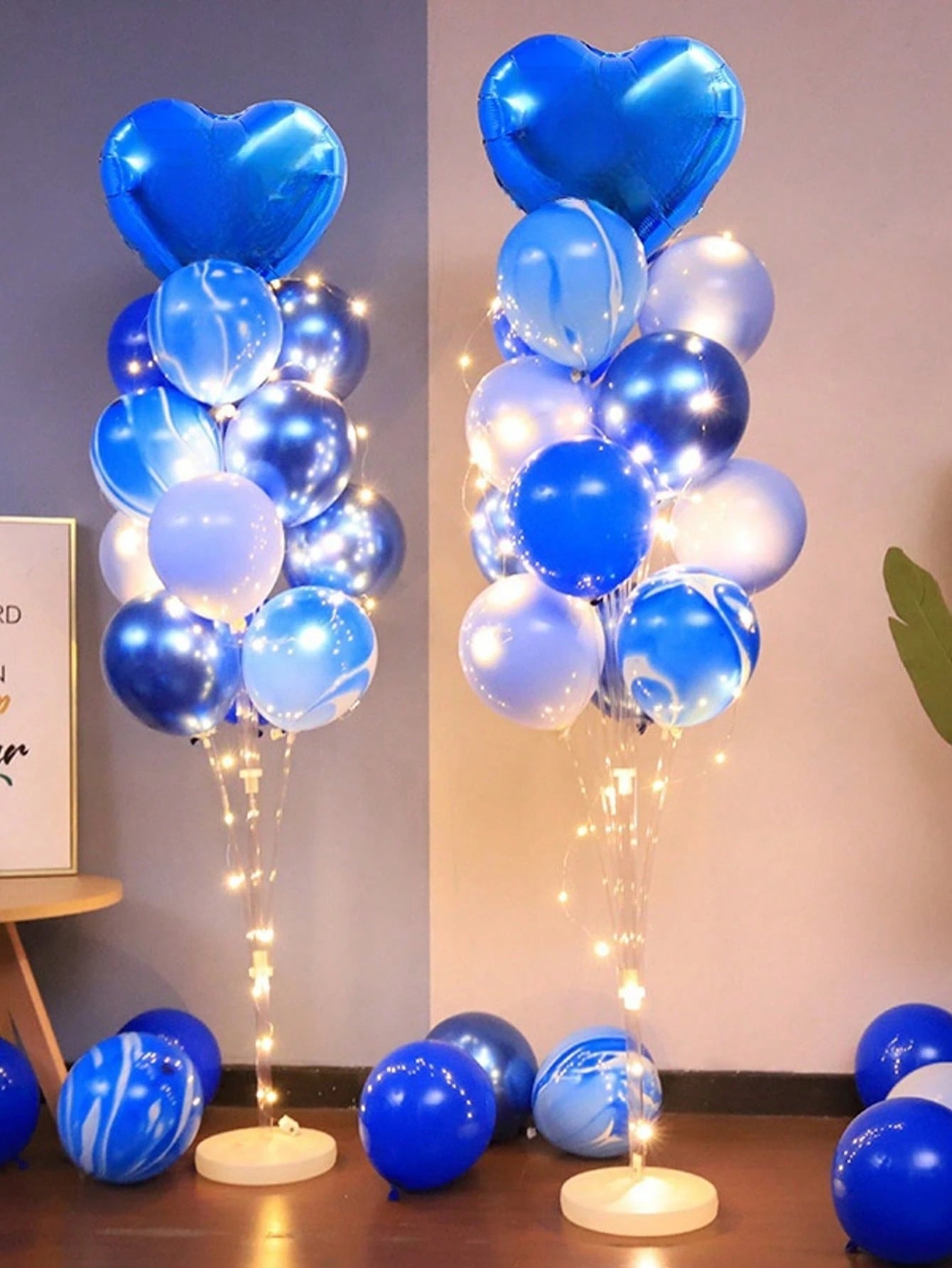 Set coloană de baloane pentru podea, cu suport, bază și lumini decorative