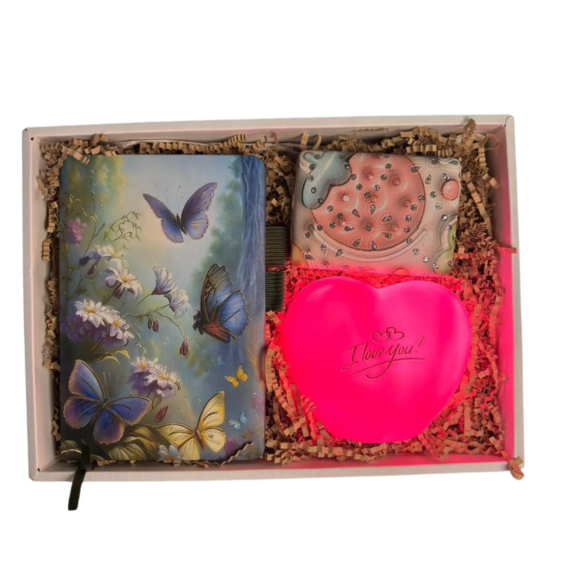 Set cadou BUTTERFLY LOVE – Agenda artistica, oglinda si lampa LED inima