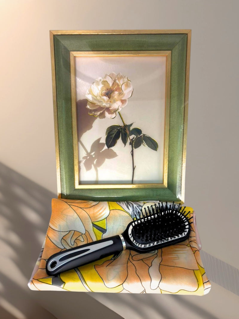 Set Cadou Green Bloom – Rama Foto, Esarfa si Perie