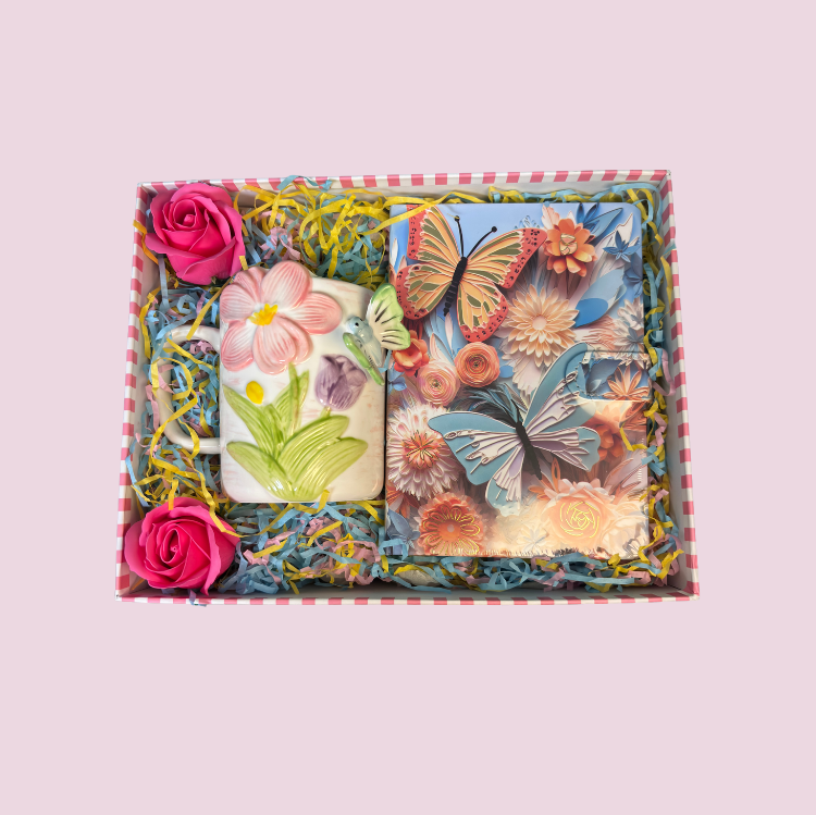 Set cadou BUTTERFLY GARDEN – Cana decorativa si agenda cu design floral